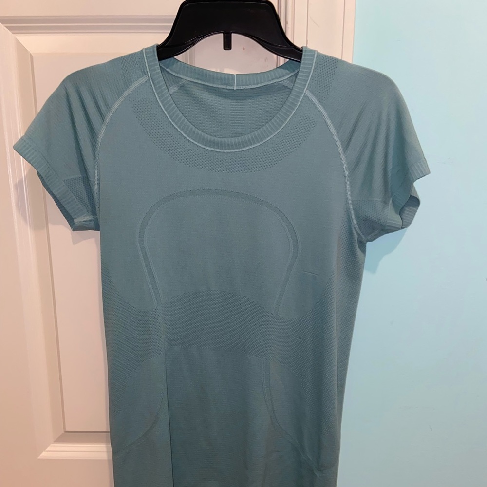 blue lululemon swiftly tech short sleeve